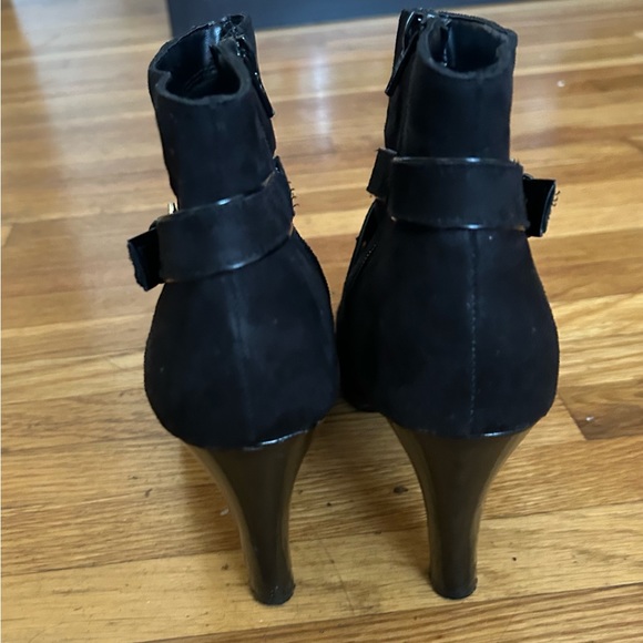 Christian Siriano black ankle boots, Size 8.5 - Picture 8 of 10